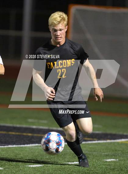 Thumbnail 3 in Del Norte vs. Torrey Pines (CIF SDS Open Division Final) photogallery.