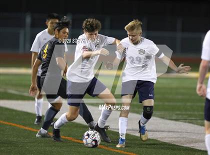 Thumbnail 1 in Del Norte vs. Torrey Pines (CIF SDS Open Division Final) photogallery.