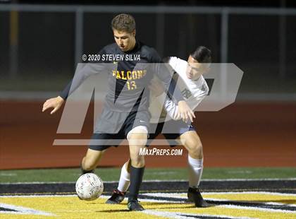 Thumbnail 3 in Del Norte vs. Torrey Pines (CIF SDS Open Division Final) photogallery.