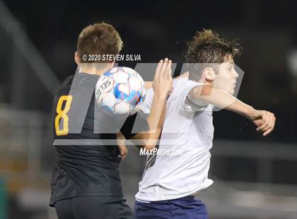 Thumbnail 3 in Del Norte vs. Torrey Pines (CIF SDS Open Division Final) photogallery.