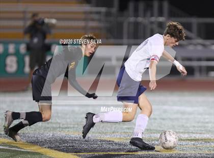 Thumbnail 1 in Del Norte vs. Torrey Pines (CIF SDS Open Division Final) photogallery.