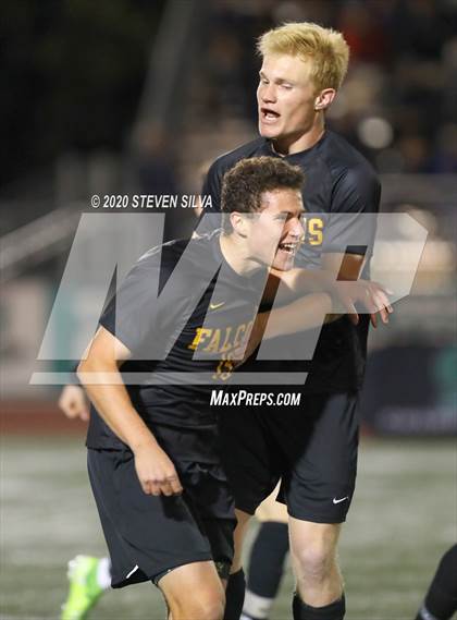 Thumbnail 2 in Del Norte vs. Torrey Pines (CIF SDS Open Division Final) photogallery.