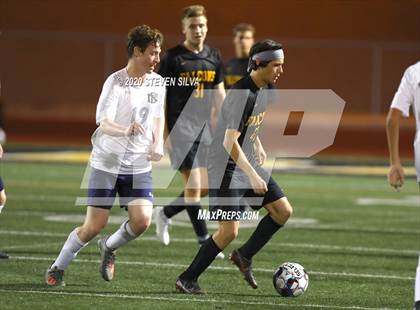 Thumbnail 2 in Del Norte vs. Torrey Pines (CIF SDS Open Division Final) photogallery.