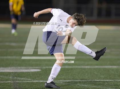 Thumbnail 1 in Del Norte vs. Torrey Pines (CIF SDS Open Division Final) photogallery.