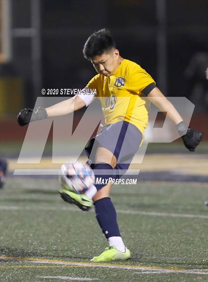 Thumbnail 1 in Del Norte vs. Torrey Pines (CIF SDS Open Division Final) photogallery.