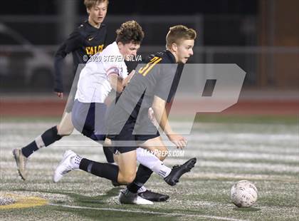 Thumbnail 2 in Del Norte vs. Torrey Pines (CIF SDS Open Division Final) photogallery.