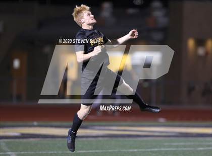Thumbnail 2 in Del Norte vs. Torrey Pines (CIF SDS Open Division Final) photogallery.