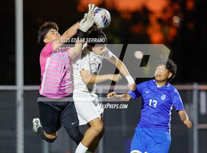 Thumbnail 1 in Glenn @ La Habra photogallery.