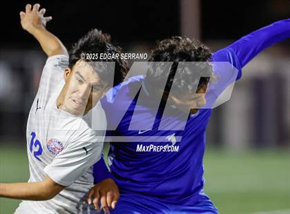 Thumbnail 2 in Glenn @ La Habra photogallery.