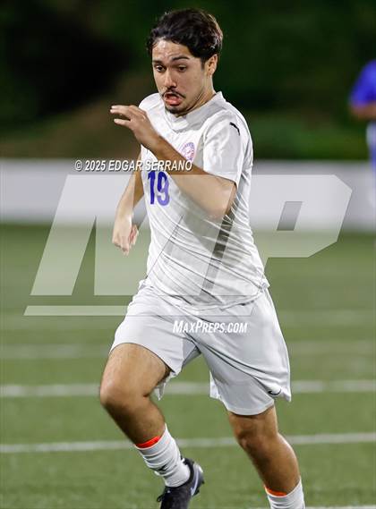 Thumbnail 2 in Glenn @ La Habra photogallery.