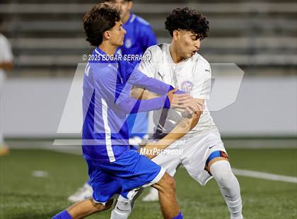 Thumbnail 1 in Glenn @ La Habra photogallery.