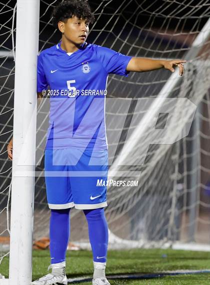 Thumbnail 3 in Glenn @ La Habra photogallery.