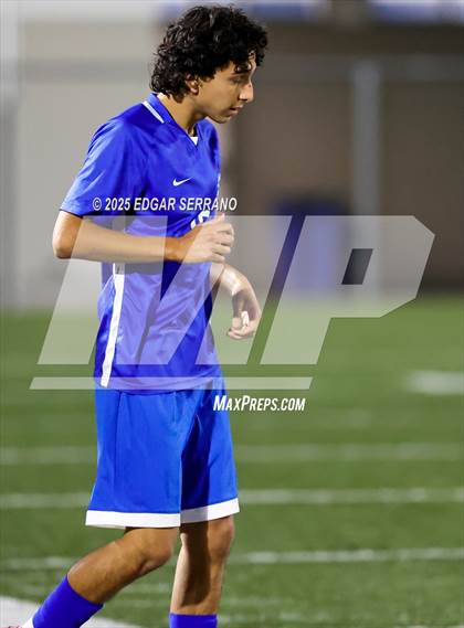 Thumbnail 2 in Glenn @ La Habra photogallery.