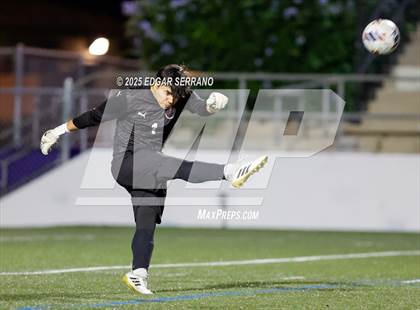 Thumbnail 3 in Glenn @ La Habra photogallery.