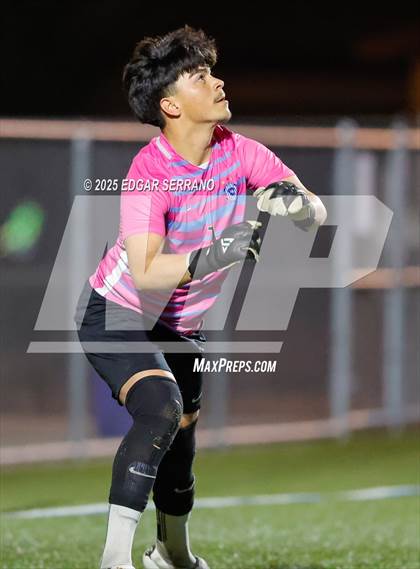 Thumbnail 1 in Glenn @ La Habra photogallery.