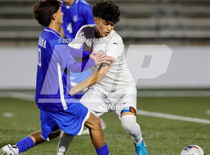 Thumbnail 3 in Glenn @ La Habra photogallery.