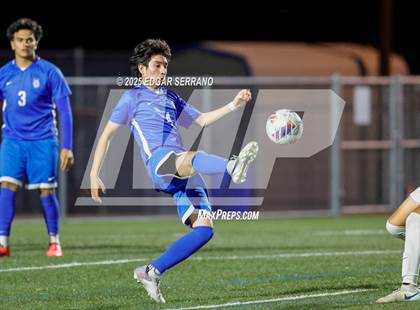 Thumbnail 1 in Glenn @ La Habra photogallery.