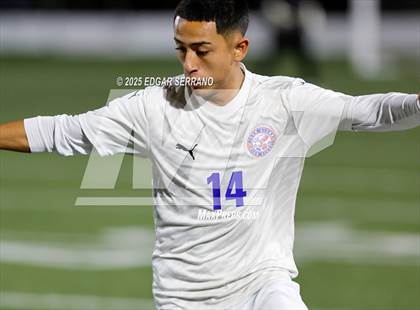 Thumbnail 1 in Glenn @ La Habra photogallery.