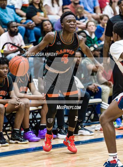 Thumbnail 1 in Carver Collegiate Academy @ Archbishop Hannan (LHSAA Division II Select Round 3) photogallery.