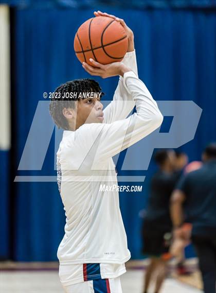 Thumbnail 2 in Carver Collegiate Academy @ Archbishop Hannan (LHSAA Division II Select Round 3) photogallery.
