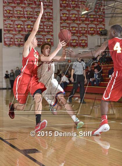 Thumbnail 2 in Cathedral Catholic vs. St. Ignatius (Fr. Barry Christmas Classic) photogallery.