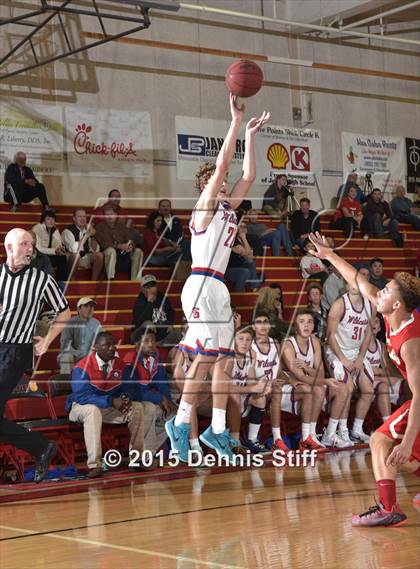 Thumbnail 3 in Cathedral Catholic vs. St. Ignatius (Fr. Barry Christmas Classic) photogallery.