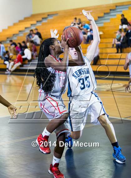 Thumbnail 1 in East Bay @ Newsome photogallery.