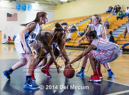 Thumbnail 3 in East Bay @ Newsome photogallery.