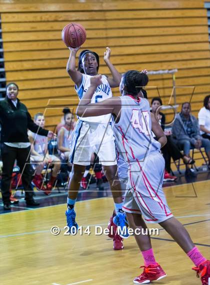 Thumbnail 1 in East Bay @ Newsome photogallery.