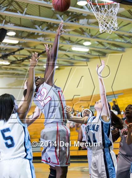 Thumbnail 1 in East Bay @ Newsome photogallery.