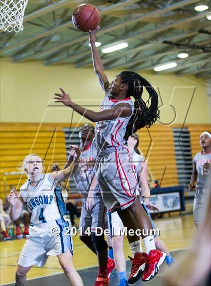 Thumbnail 2 in East Bay @ Newsome photogallery.