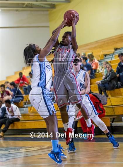 Thumbnail 2 in East Bay @ Newsome photogallery.