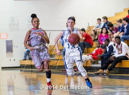 Thumbnail 2 in East Bay @ Newsome photogallery.
