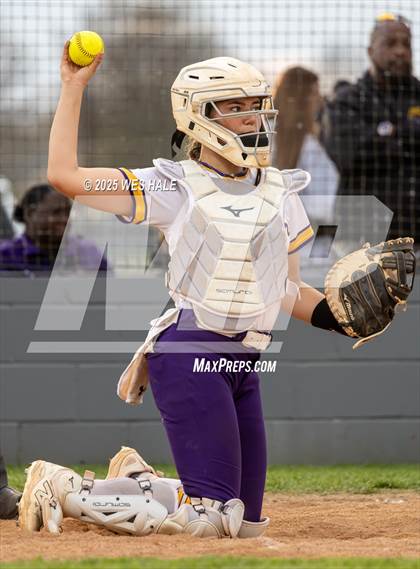 Thumbnail 2 in Lewisburg @ DeSoto Central photogallery.