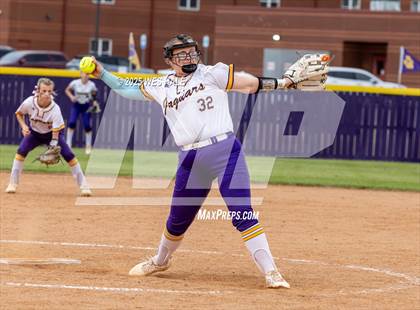 Thumbnail 2 in Lewisburg @ DeSoto Central photogallery.