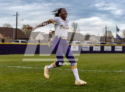 Thumbnail 3 in Lewisburg @ DeSoto Central photogallery.