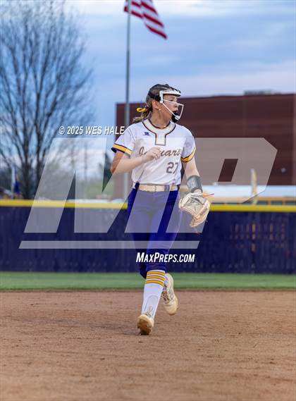 Thumbnail 3 in Lewisburg @ DeSoto Central photogallery.