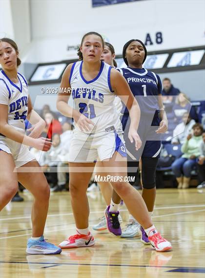 Thumbnail 2 in Principia vs Quincy (Sophie Cunningham Classic) photogallery.