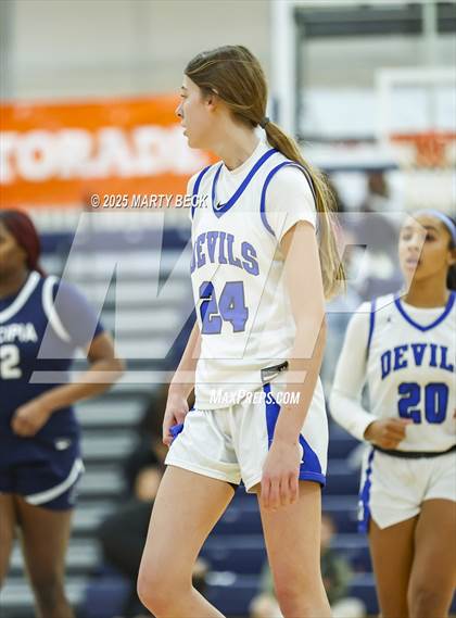 Thumbnail 2 in Principia vs Quincy (Sophie Cunningham Classic) photogallery.