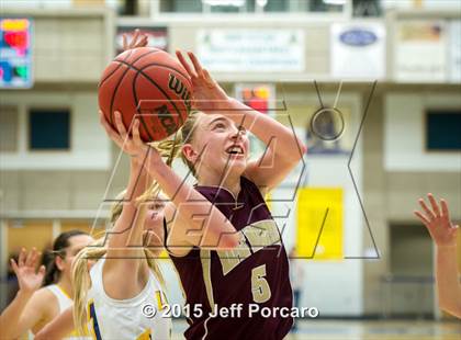Thumbnail 1 in Bonneville vs. Maple Mountain photogallery.