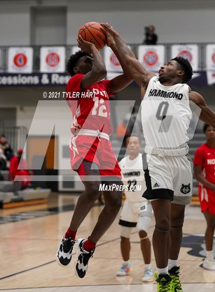 Thumbnail 3 in Hammond vs. Fort Wayne North Side (Sneakers for Santa Shootout) photogallery.