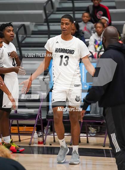 Thumbnail 3 in Hammond vs. Fort Wayne North Side (Sneakers for Santa Shootout) photogallery.