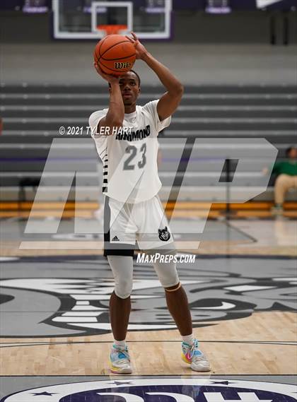 Thumbnail 2 in Hammond vs. Fort Wayne North Side (Sneakers for Santa Shootout) photogallery.