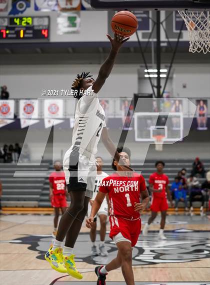 Thumbnail 2 in Hammond vs. Fort Wayne North Side (Sneakers for Santa Shootout) photogallery.