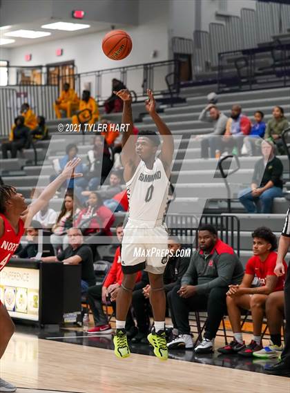 Thumbnail 2 in Hammond vs. Fort Wayne North Side (Sneakers for Santa Shootout) photogallery.