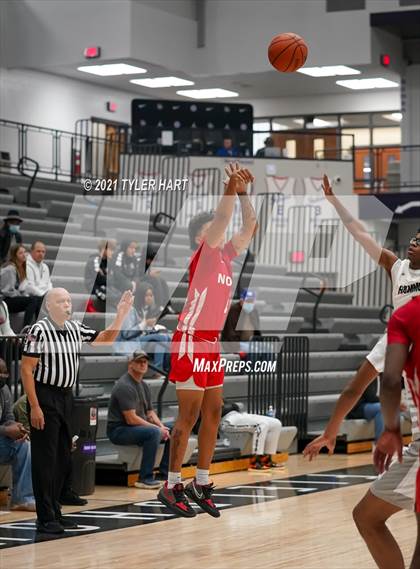 Thumbnail 2 in Hammond vs. Fort Wayne North Side (Sneakers for Santa Shootout) photogallery.