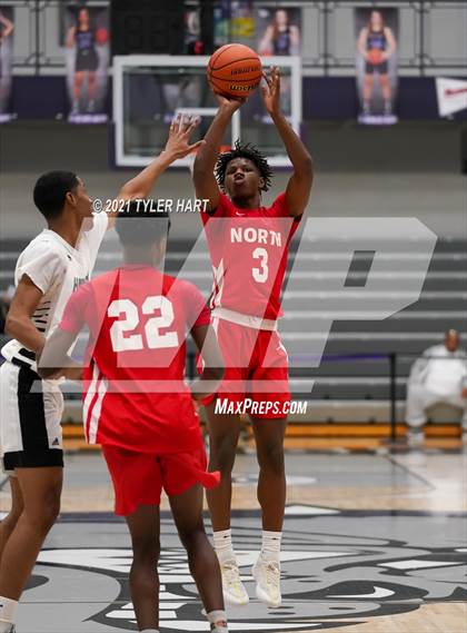 Thumbnail 2 in Hammond vs. Fort Wayne North Side (Sneakers for Santa Shootout) photogallery.