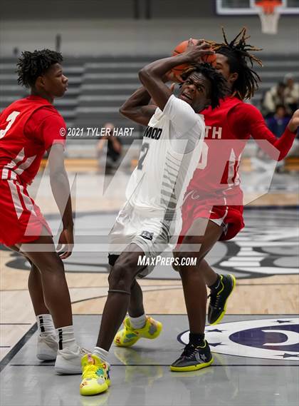 Thumbnail 2 in Hammond vs. Fort Wayne North Side (Sneakers for Santa Shootout) photogallery.