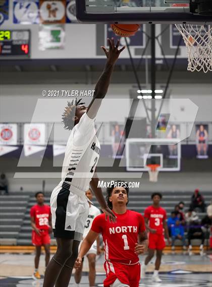 Thumbnail 3 in Hammond vs. Fort Wayne North Side (Sneakers for Santa Shootout) photogallery.