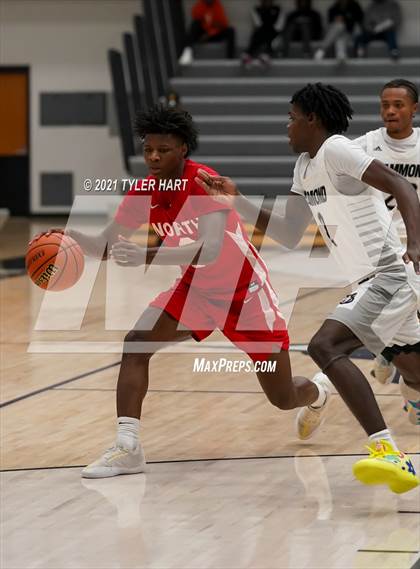 Thumbnail 2 in Hammond vs. Fort Wayne North Side (Sneakers for Santa Shootout) photogallery.